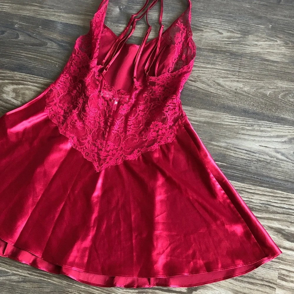 Victoria’s Secret Vintage Red Satin Slip Nightgown Lingerie Lace Small